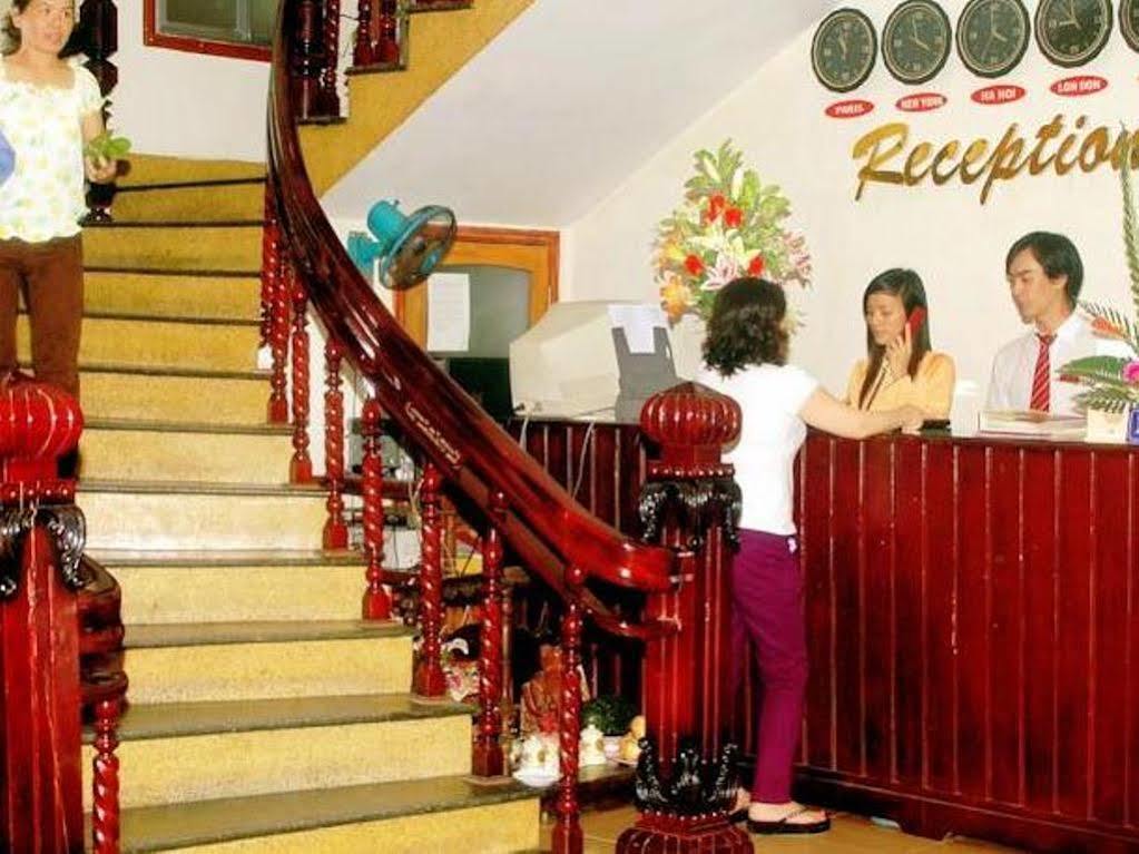 Nhu Phu Hotel Hue Exterior photo